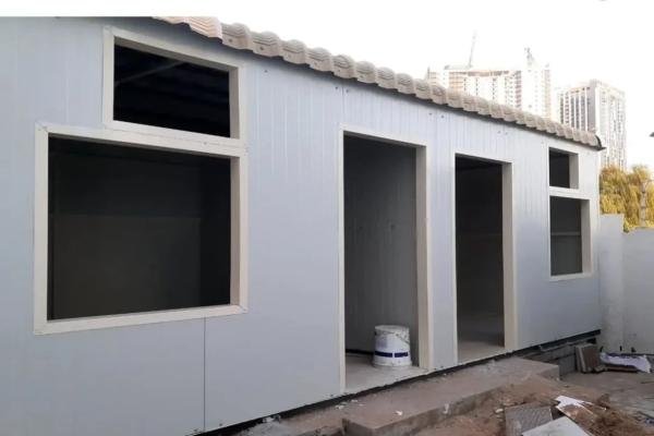 أسعار هياكل الساندوتش بانل | سعر المتر شامل التركيب في الرياض