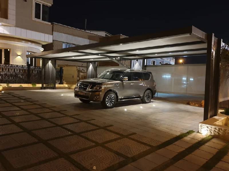 مظلات مواقف سيارات