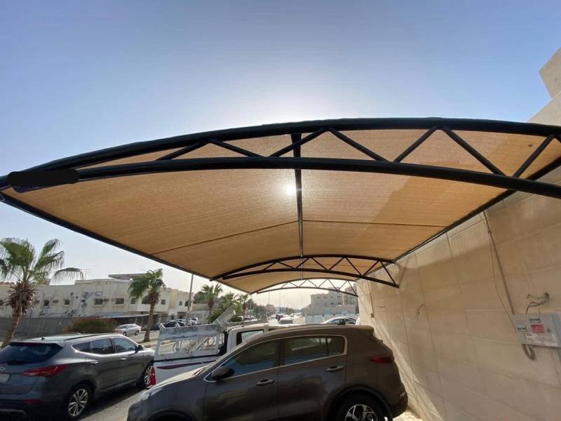 مظلة للسيارة بجودةعالية